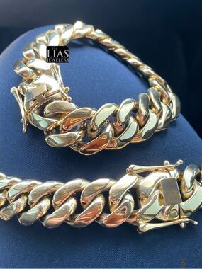 New 18k yellow gold filled Cuban link chain and bracelet set